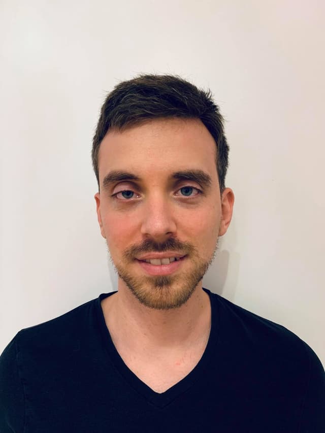 Ma photo sur le CV de Cyril Lesot